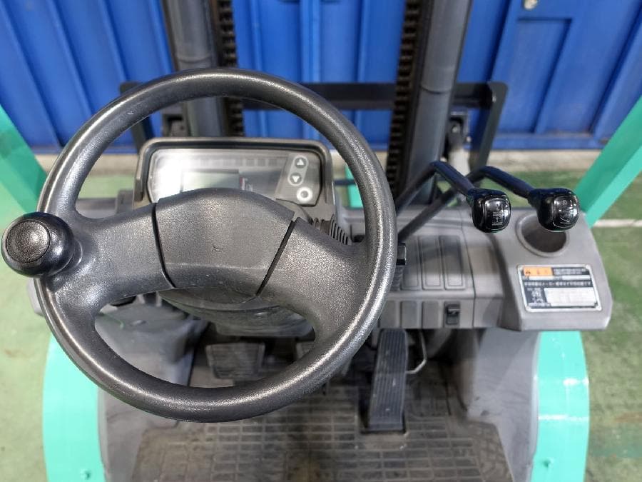 Forklift — Auction (lot 1207-6497181)