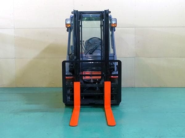 Battery Forklift — Auction (lot 1207-6497202)