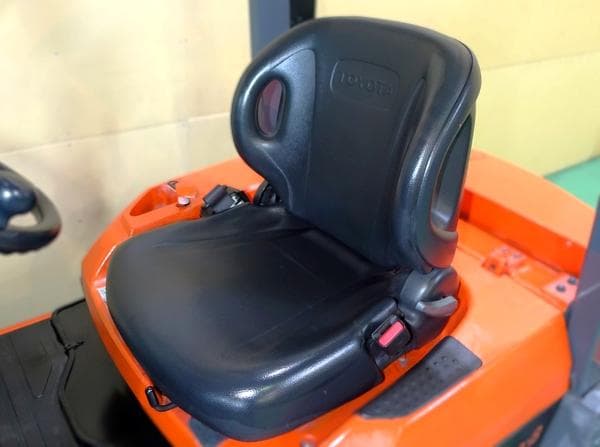 Battery Forklift — Auction (lot 1207-6497202)