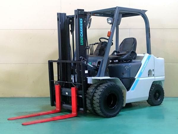 Forklift — Auction (lot 1207-6497235)