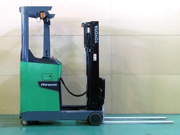 Reach Forklift — Auction (lot 1207-6498385)
