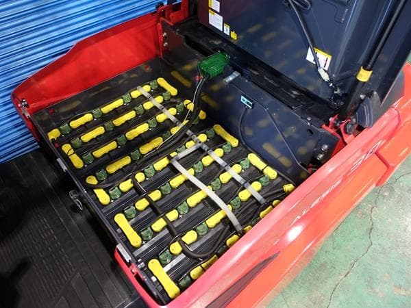 Battery Forklift — Auction (lot 1207-6504506)