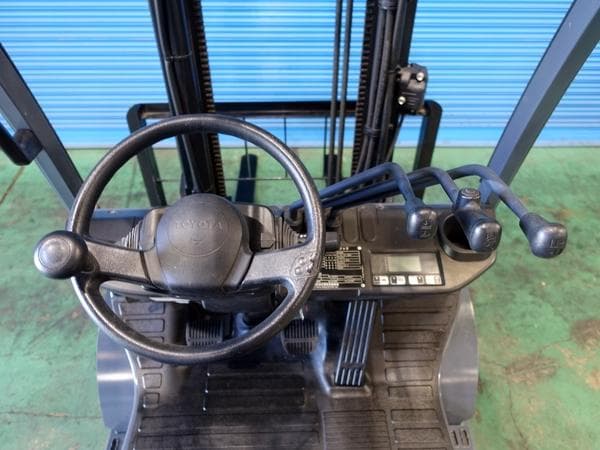 Forklift — Auction (lot 1207-6504507)