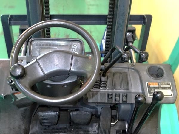 Forklift — Auction (lot 1207-6504689)
