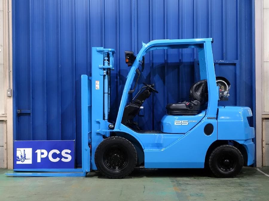 Forklift — Auction (lot 1207-6506677)