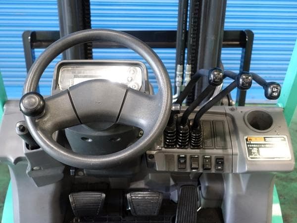 Forklift — Auction (lot 1207-6507725)