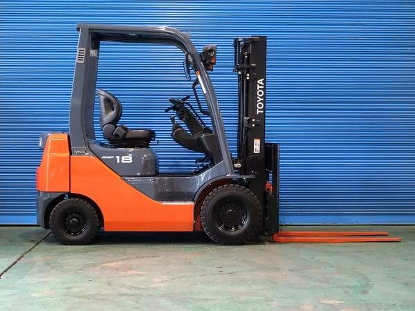 Forklift — Auction (lot 1207-6507786)