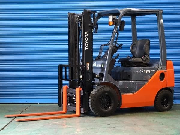 Forklift — Auction (lot 1207-6507786)