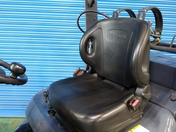 Forklift — Auction (lot 1207-6507794)