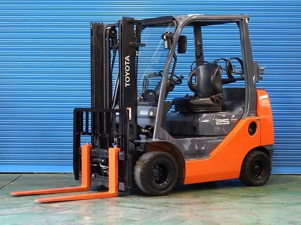 Forklift — Auction (lot 1207-6507794)