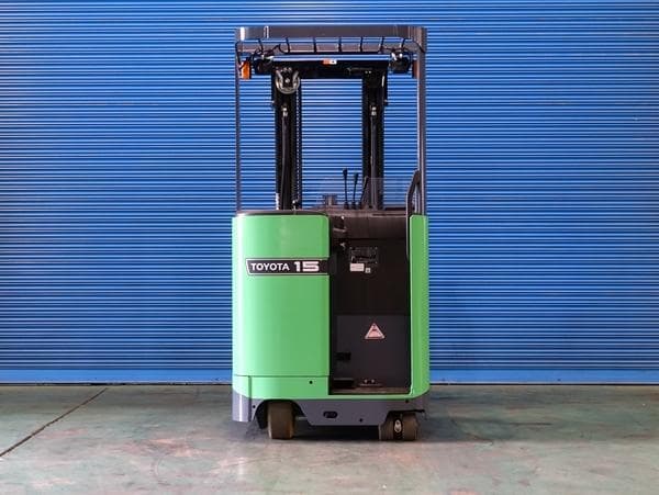 Reach Forklift — Auction (lot 1207-6508541)