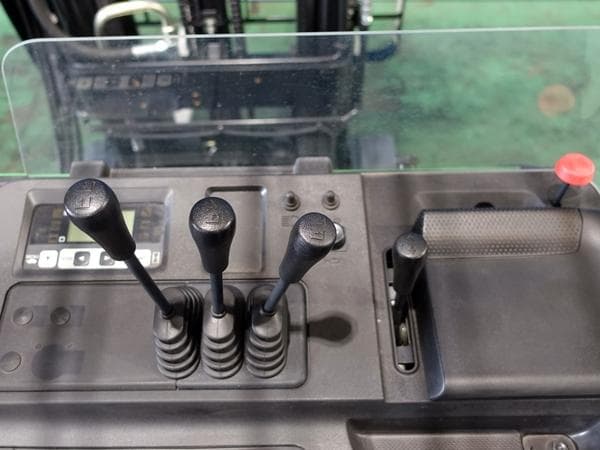 Reach Forklift — Auction (lot 1207-6508541)