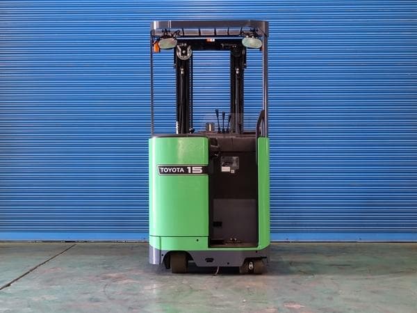 Reach Forklift — Auction (lot 1207-6508548)