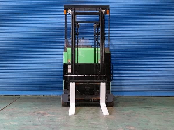 Reach Forklift — Auction (lot 1207-6508552)