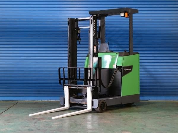 Reach Forklift — Auction (lot 1207-6508552)