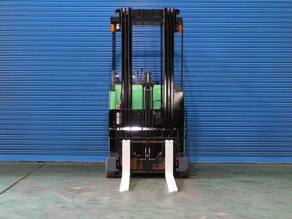 Reach Forklift — Auction (lot 1207-6508553)