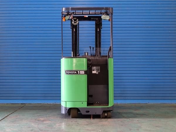 Reach Forklift — Auction (lot 1207-6508553)