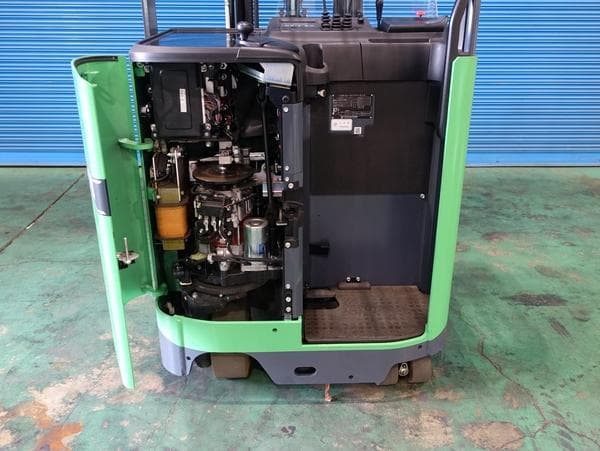 Reach Forklift — Auction (lot 1207-6508553)