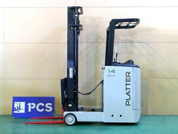 Reach Forklift — Auction (lot 1207-6508580)
