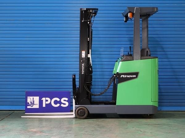 Reach Forklift — Auction (lot 1207-6510518)
