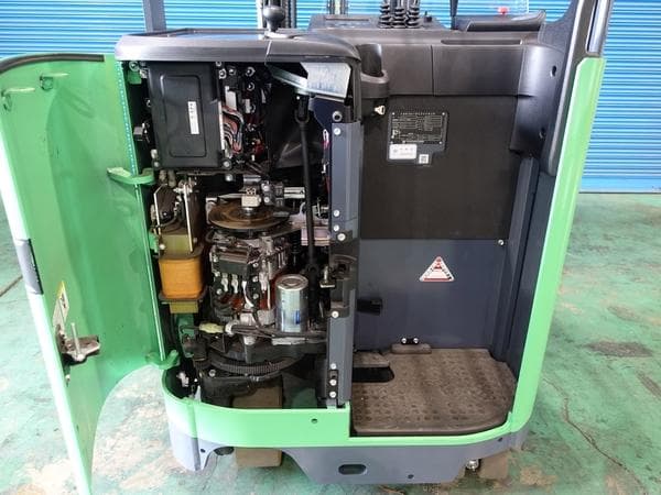 Reach Forklift — Auction (lot 1207-6510518)