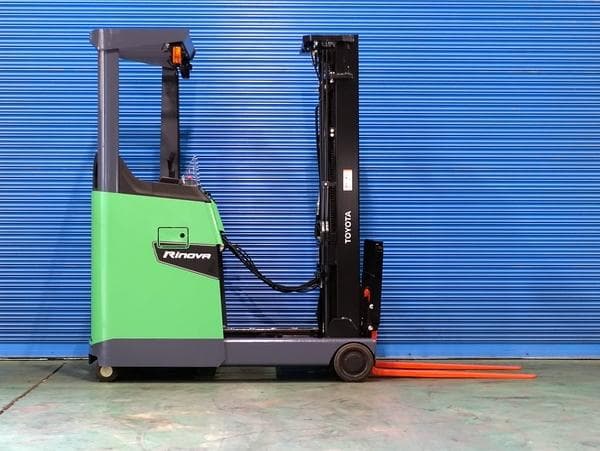Reach Forklift — Auction (lot 1207-6510526)