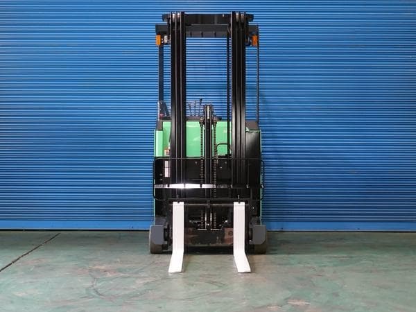 Reach Forklift — Auction (lot 1207-6510594)
