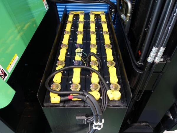 Reach Forklift — Auction (lot 1207-6510594)