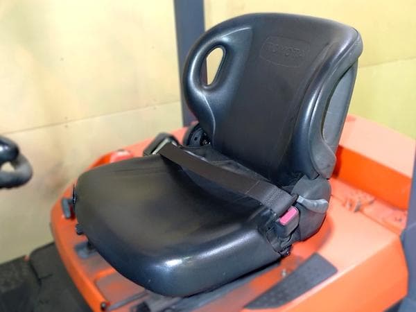 Battery Forklift — Auction (lot 1207-6511023)