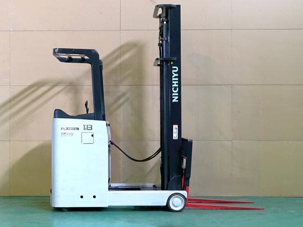Reach Forklift — Auction (lot 1207-6511329)