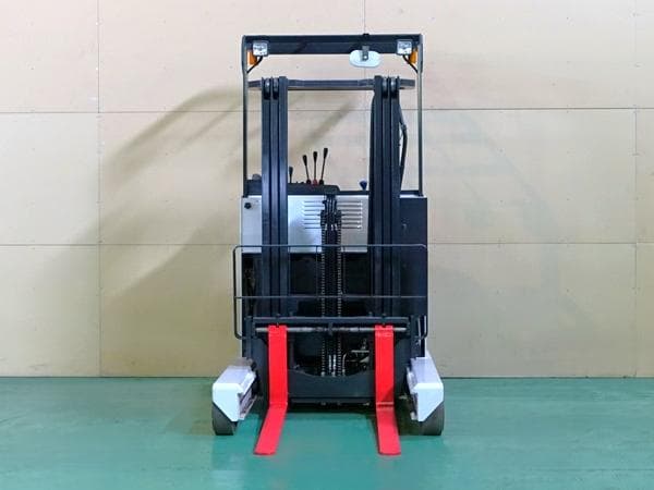 Reach Forklift — Auction (lot 1207-6511330)