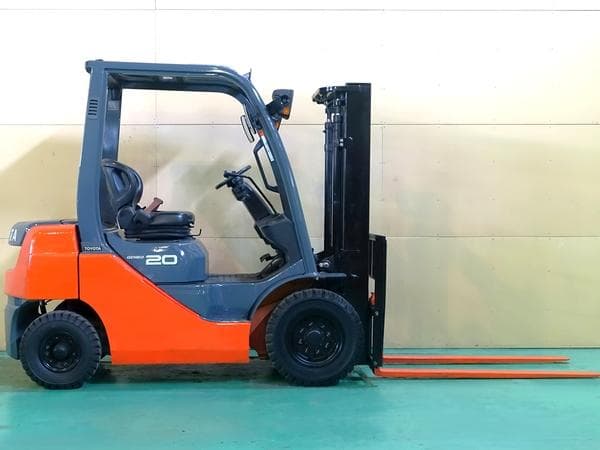 Forklift — Auction (lot 1207-6511432)
