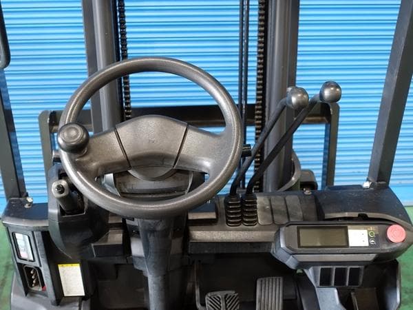 Battery Forklift — Auction (lot 1207-6518840)