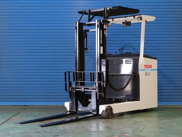 Reach Forklift — Auction (lot 1207-6518846)