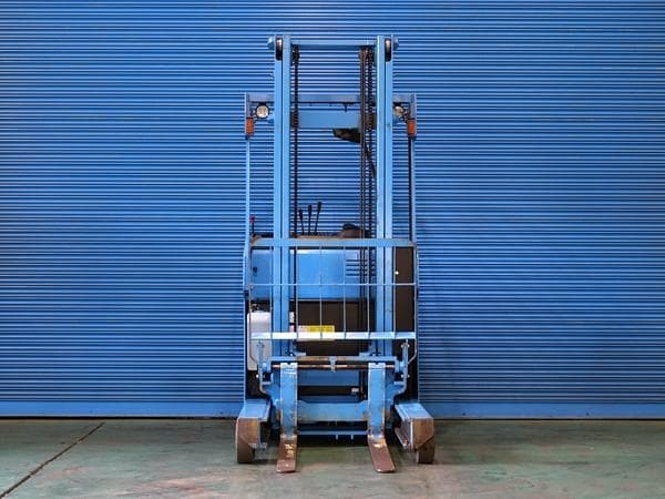 Reach Forklift — Auction (lot 1207-6518866)
