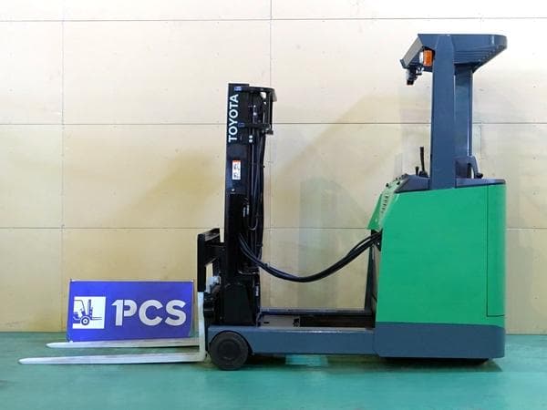 Reach Forklift — Auction (lot 1207-6518903)