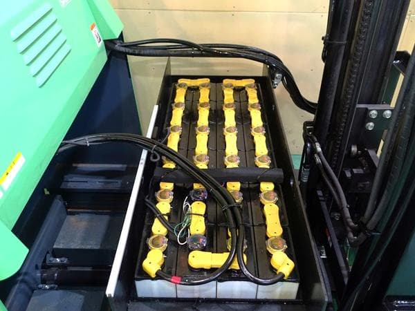 Reach Forklift — Auction (lot 1207-6518903)
