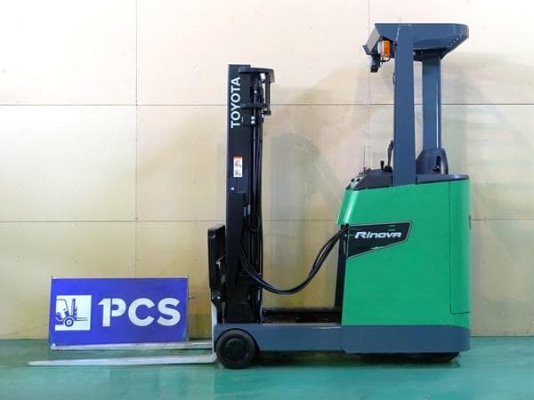 Reach Forklift — Auction (lot 1207-6518919)