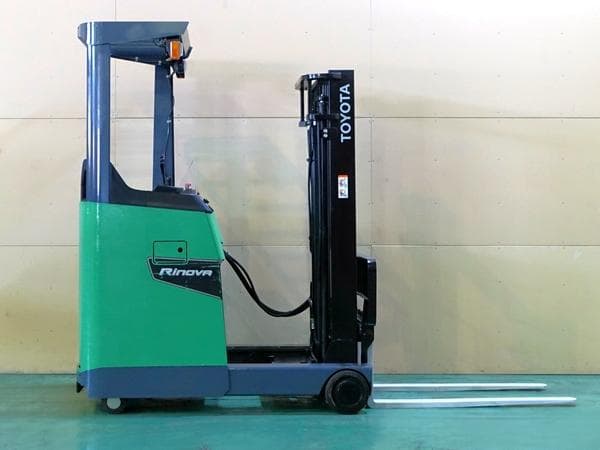 Reach Forklift — Auction (lot 1207-6518919)