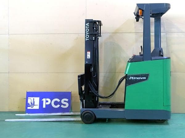 Reach Forklift — Auction (lot 1207-6518925)