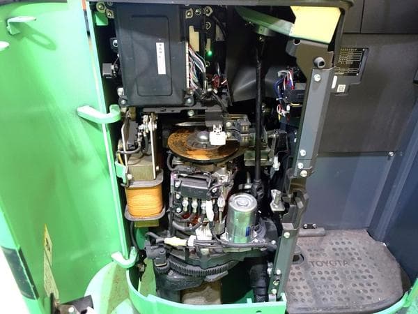 Reach Forklift — Auction (lot 1207-6518925)