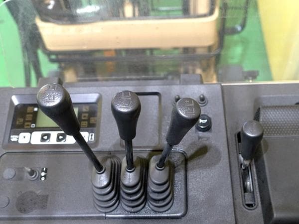 Reach Forklift — Auction (lot 1207-6518944)