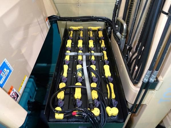 Reach Forklift — Auction (lot 1207-6518944)