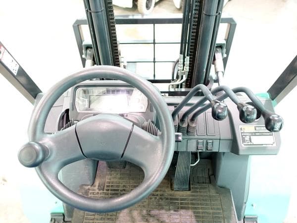 Forklift — Auction (lot 1207-6519028)