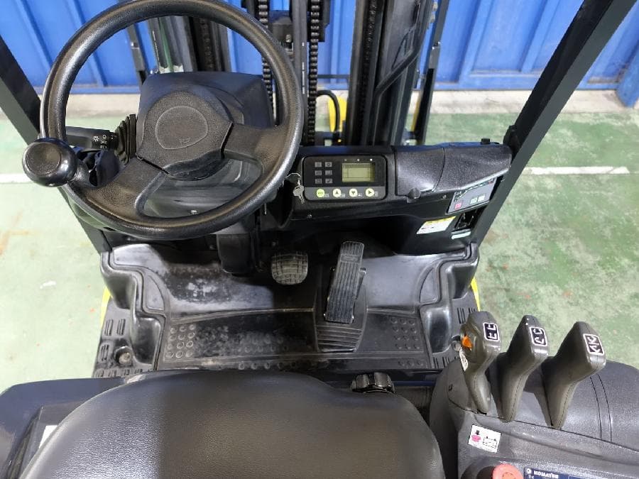 Battery Forklift — Auction (lot 1207-6521855)