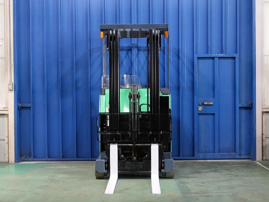 Reach Forklift — Auction (lot 1207-6521915)