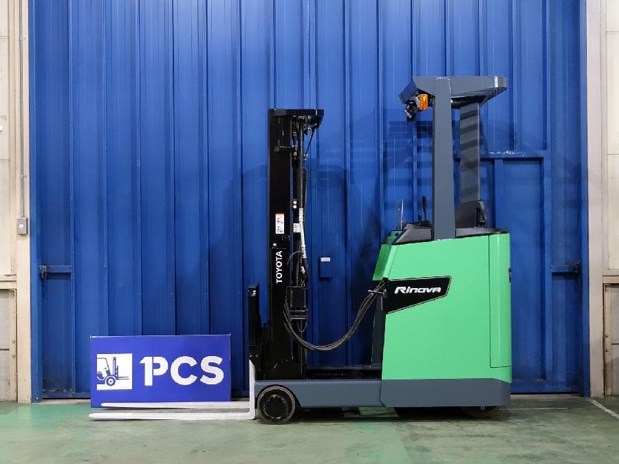Reach Forklift — Auction (lot 1207-6521944)