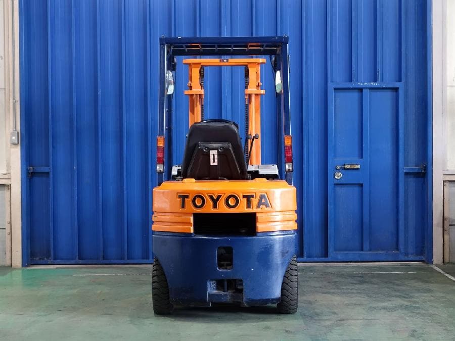 Forklift — Auction (lot 1207-6522104)