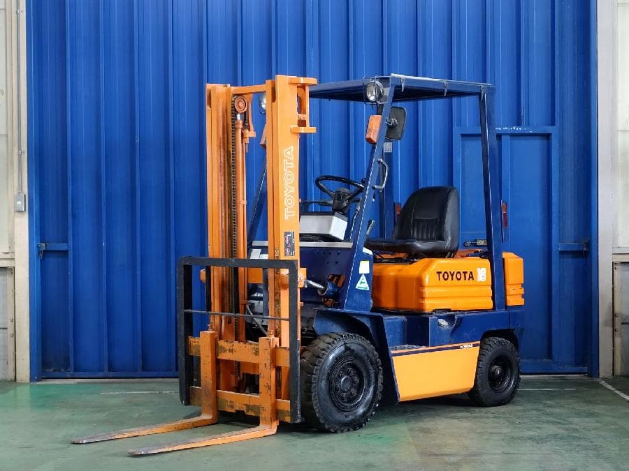 Forklift — Auction (lot 1207-6522104)