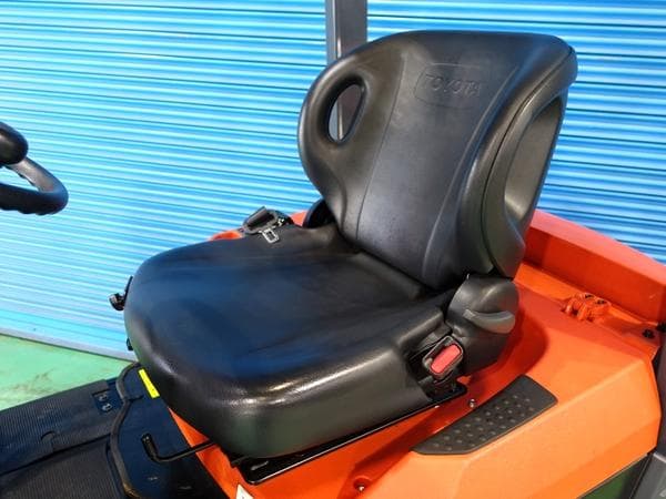 Battery Forklift — Auction (lot 1207-6524619)